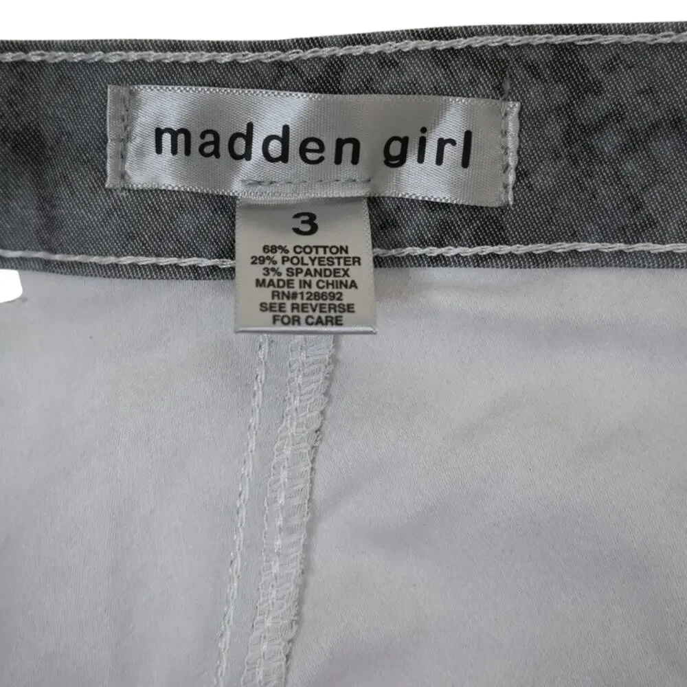 Madden Girl Womens 3 Loose Fit Snake Print Cargo Pants NEW - Picture 9 of 10